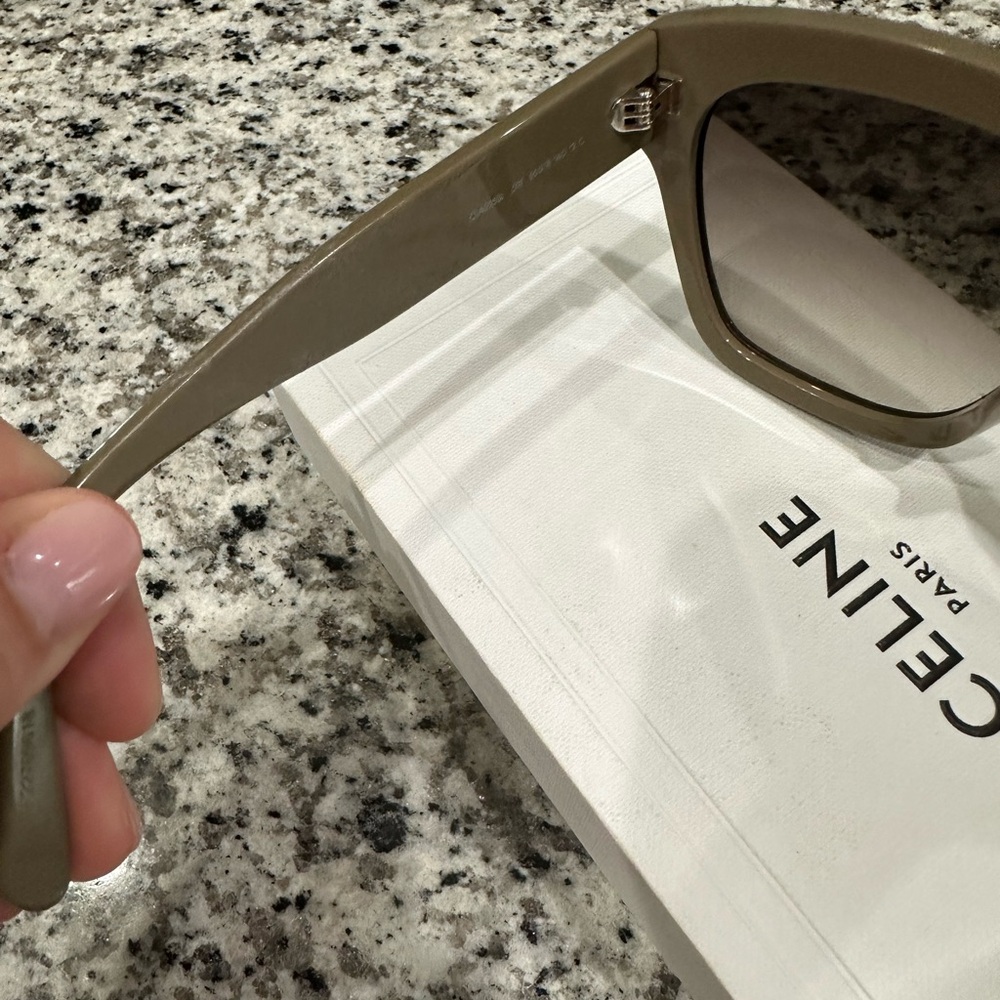CELINE TRIOMPE ACETATE SQUARE SUNGLASSES BEIGE GRADIENT BROWN - Picture 13 of 14
